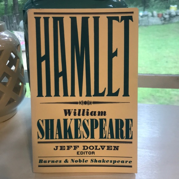 Hamlet - Picture 1 of 4